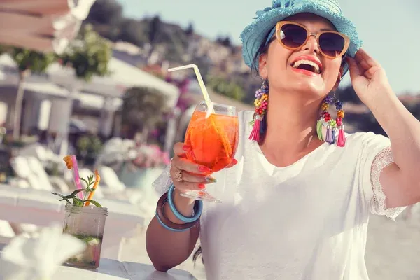 Disfruta cada sorbo con el mejor cóctel de frutas