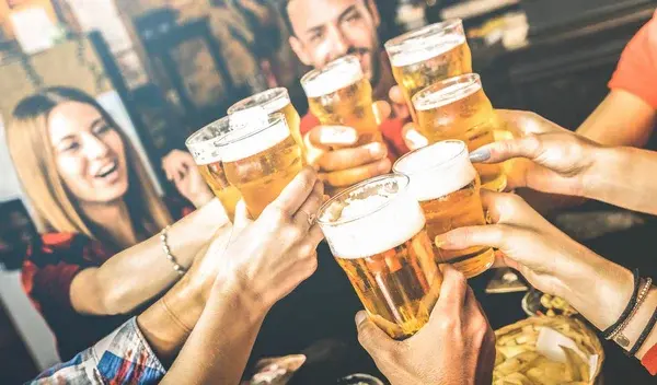 Cómo convertir un brindis en un momento inolvidable