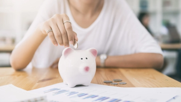¿Qué significa manifestar dinero y realmente funciona?